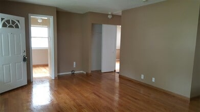 8630 Forest Ave in Charlack, MO - Building Photo - Building Photo