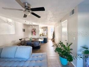 11806 Cypress Hill Cir in Tampa, FL - Building Photo - Building Photo