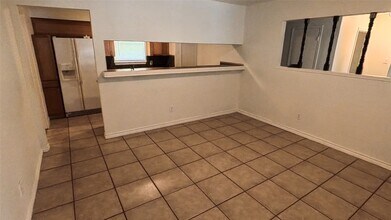 3327 Valerie Ln in Spring, TX - Building Photo - Building Photo