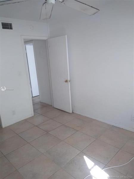 1321 NW 43rd Ave in Lauderhill, FL - Building Photo - Building Photo