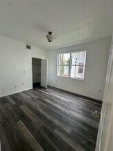 13376 SW 47th St in Miramar, FL - Building Photo - Building Photo