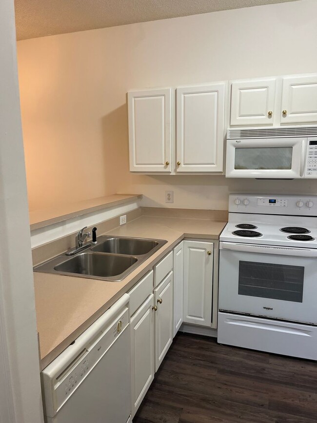 4615 McClelland Dr in Wilmington, NC - Building Photo - Building Photo