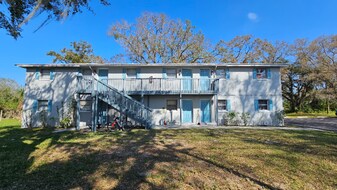 101 S Forest St, Unit 1 in Plant City, FL - Building Photo
