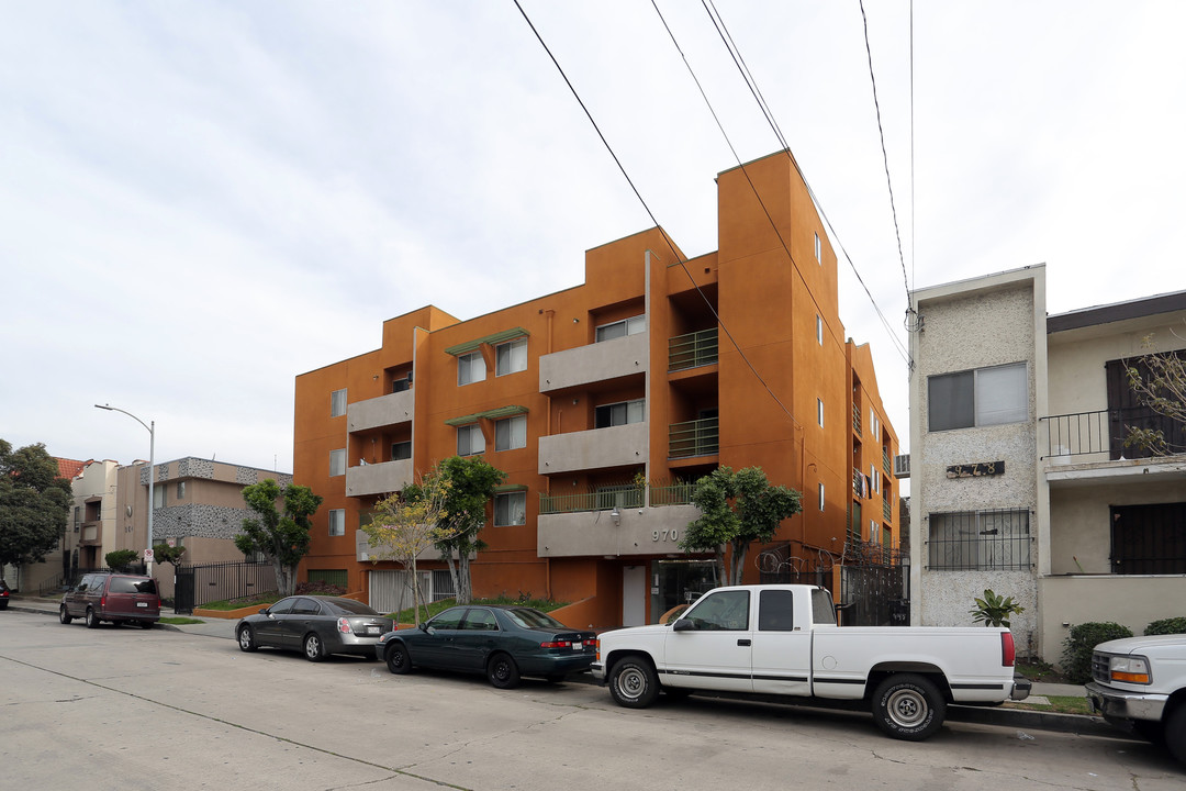 970 S Ardmore Ave in Los Angeles, CA - Building Photo