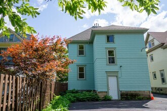 450 Westcott St in Syracuse, NY - Building Photo - Building Photo