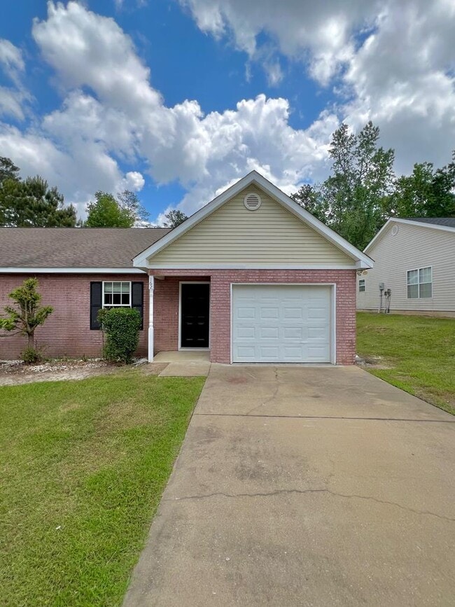 property at 162 Cove Landing Dr
