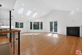 502 Chapman Dr in Corte Madera, CA - Building Photo - Building Photo