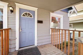 4116 S Thompson Ave, Unit Furnished AND Utilities in Tacoma, WA - Building Photo - Building Photo