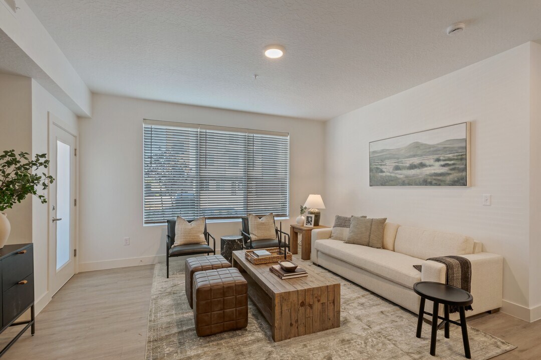 Elevate at 620 in American Fork, UT - Foto de edificio