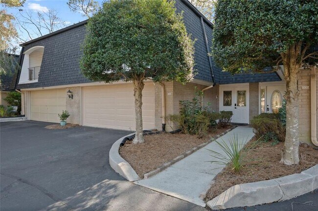 5120 Chemin De Vie NE in Sandy Springs, GA - Building Photo - Building Photo