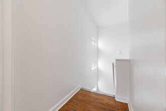 6569 Rosemoor St, Unit 2 in Pittsburgh, PA - Building Photo - Building Photo
