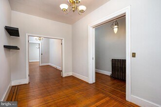 4018 Roland Ave in Baltimore, MD - Building Photo - Building Photo