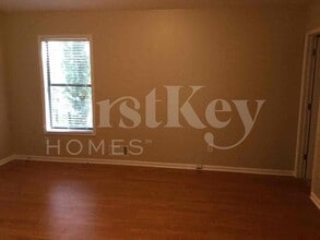 4005 Rock Mill Pkwy in Marietta, GA - Building Photo - Building Photo