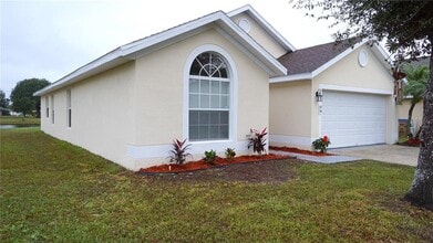 3034 Mandolin Dr in Kissimmee, FL - Building Photo - Building Photo