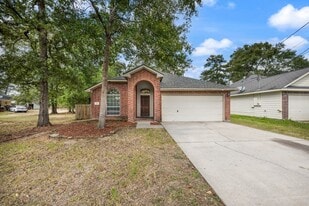 3679 Piney Point Rd, Unit 02107 in Conroe, TX - Building Photo