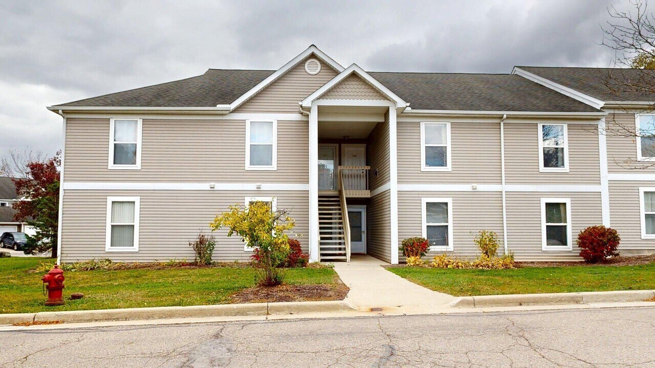 1265 Millbrook Trail in Ann Arbor, MI - Building Photo