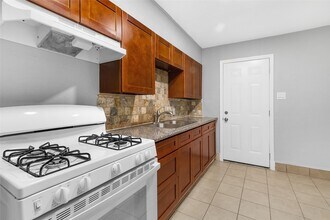 4401 Denmark St in Houston, TX - Building Photo - Building Photo