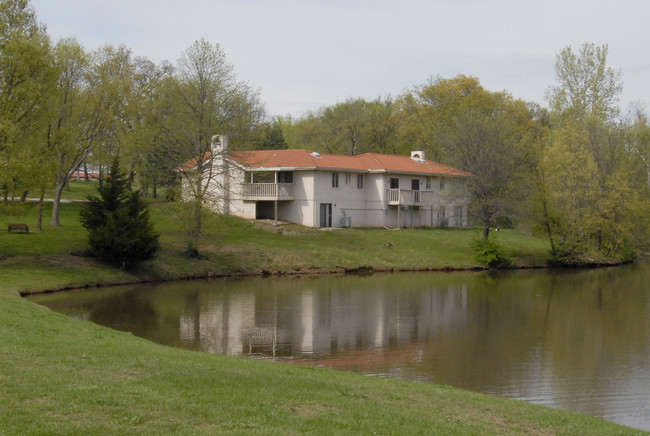 8405 Granby Ave in Kansas City, MO - Building Photo - Building Photo