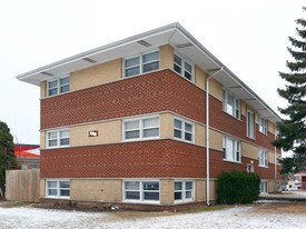 502 N Lincoln Ave in Addison, IL - Building Photo