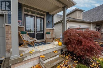 36 Angela Cres in Niagara-On-The-Lake, ON - Building Photo - Building Photo