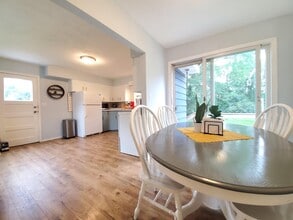 1717 4th Ave SW in Rochester, MN - Building Photo - Building Photo