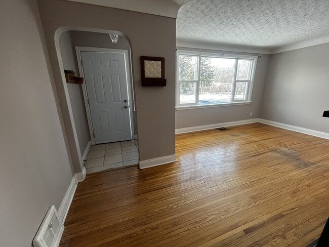 253 Lillian St in Sarnia, ON - Building Photo - Building Photo