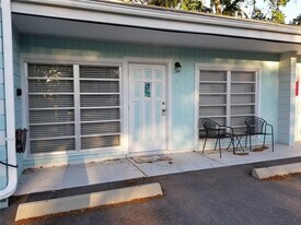 512 Barcelona Ave in Venice, FL - Building Photo