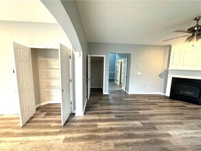 5496 Village Trace in Union City, GA - Building Photo - Building Photo