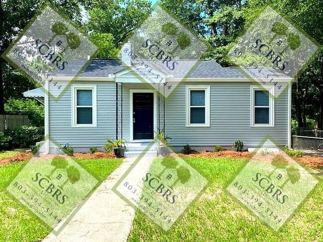 property at 2228 Holt Dr