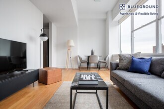 50 Murray St in New York, NY - Building Photo - Building Photo