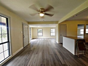 2605 Stark St in Fort Worth, TX - Building Photo - Building Photo