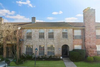 3362 Continental Dr in Missouri City, TX - Building Photo - Building Photo