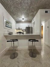 190 NW 69th St-Unit -6 in Miami, FL - Building Photo - Building Photo