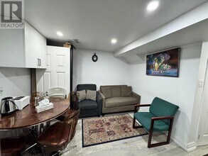 3847 Morning Star Dr in Mississauga, ON - Building Photo - Building Photo