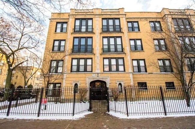 property at 2001 W Fargo Ave