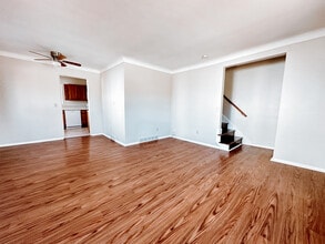 3025 S Byrne Rd in Toledo, OH - Building Photo - Building Photo