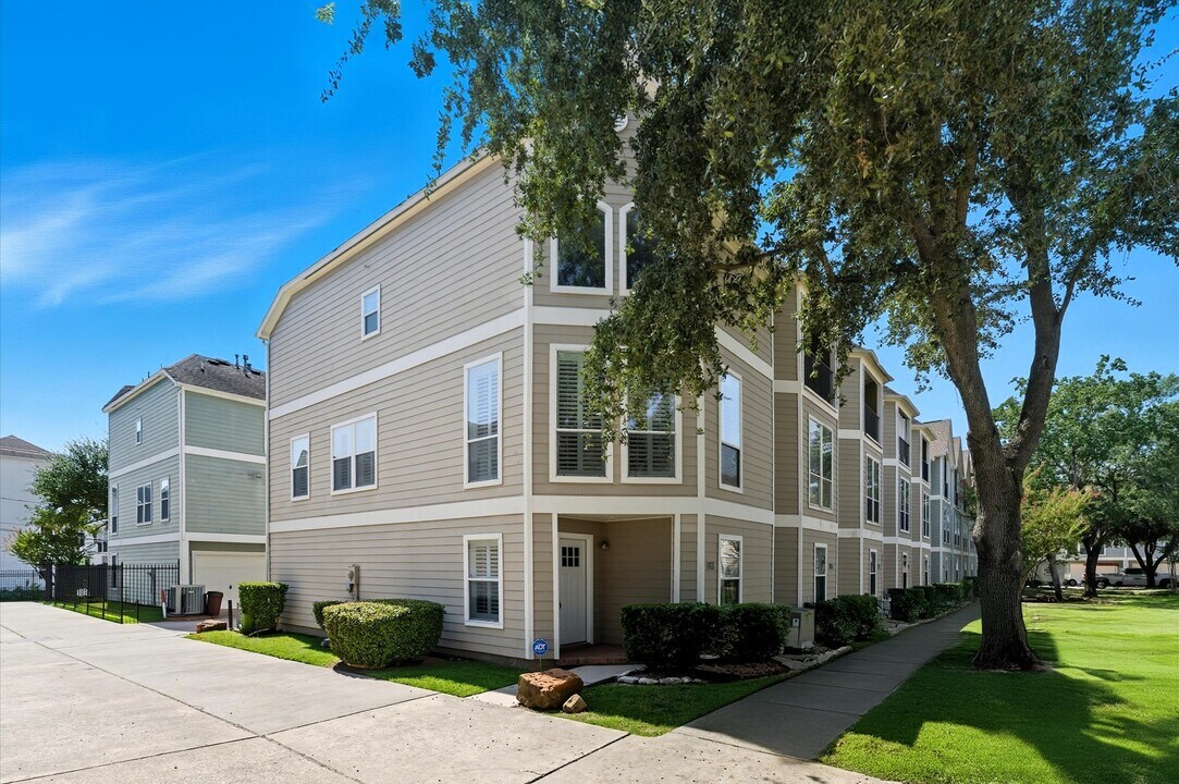 1269 W 17th St in Houston, TX - Building Photo