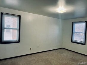 199 Fairgreen Dr in Buffalo, NY - Building Photo - Building Photo