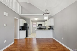 5141 Butter Creek Ln, Unit #211 in Baton Rouge, LA - Building Photo - Building Photo