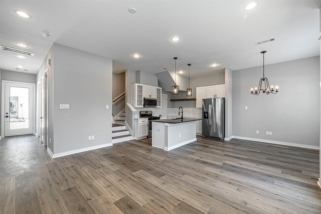 8475 Berry Brush Ln