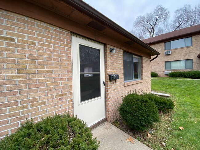 Parkway Apartments