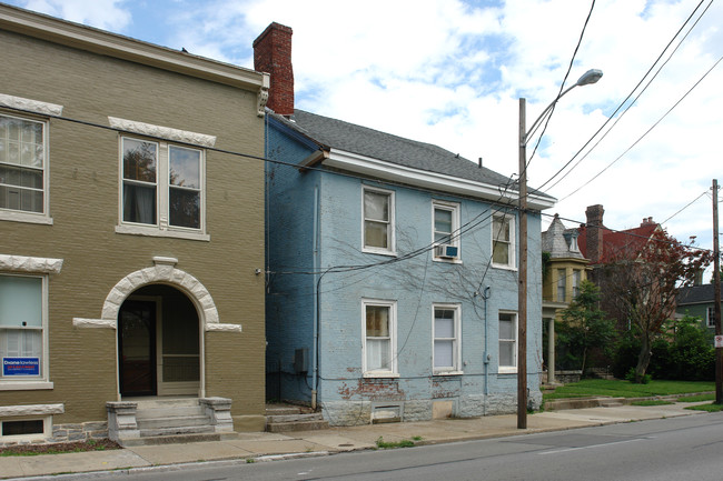 575 W Short St in Lexington, KY - Building Photo - Building Photo