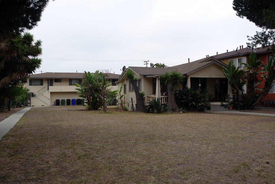 831 Centinela Ave in Inglewood, CA - Building Photo