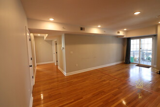 214 Westville St, Unit #2 in Boston, MA - Building Photo - Building Photo