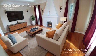 2545 Carmona Ave in Los Angeles, CA - Building Photo