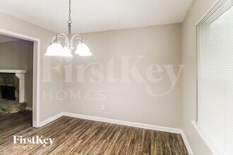 6719 Timbers E Dr in Lithonia, GA - Building Photo - Building Photo