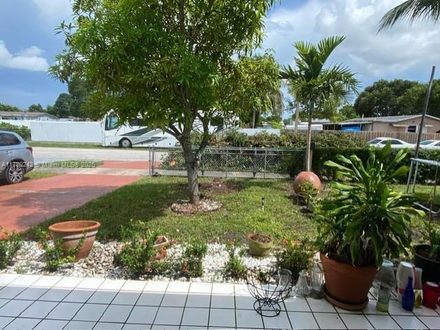 19920 SW 118th Pl in Miami, FL - Building Photo - Building Photo