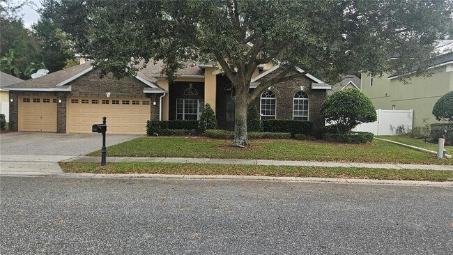 317 E Blue Water Edge Dr in Eustis, FL - Building Photo - Building Photo