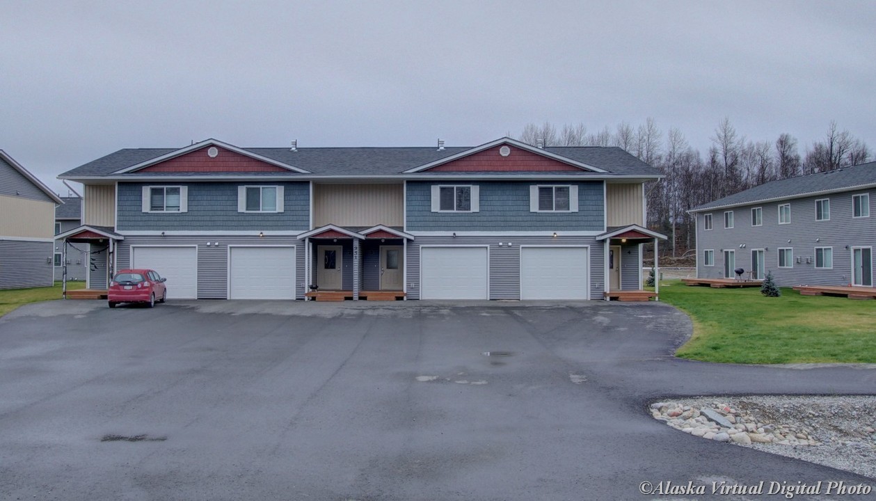 Bella Vista West in Wasilla, AK - Building Photo