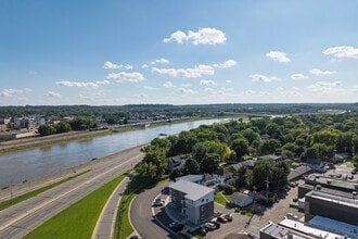 230 Nicollet in North Mankato, MN - Building Photo - Building Photo